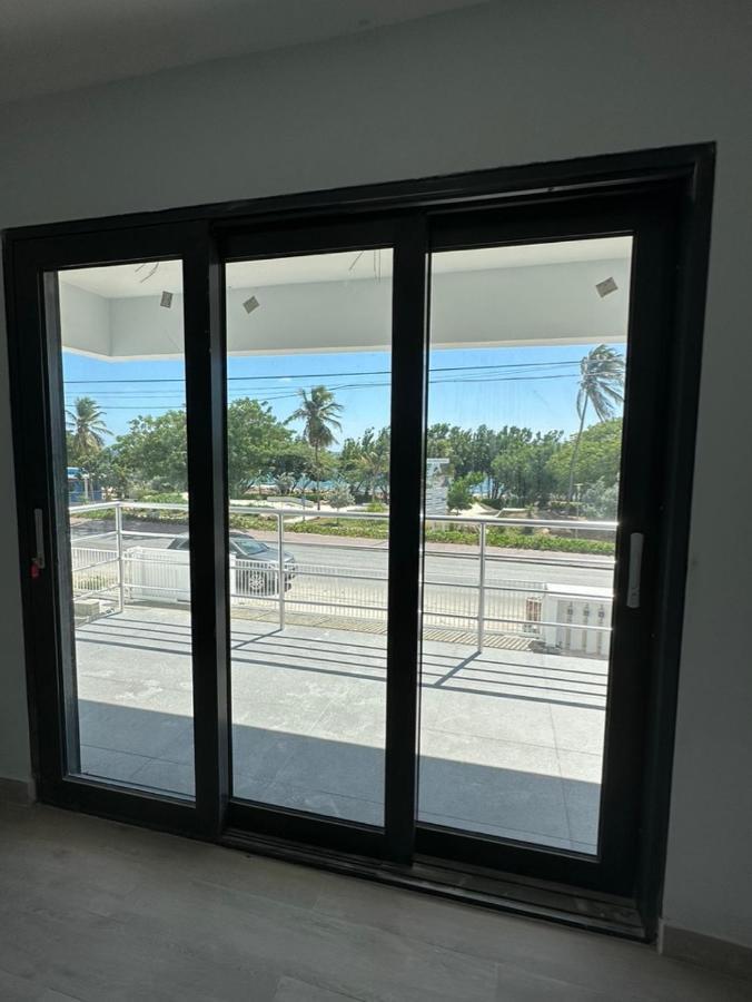Whitehouse Boulevard, Close To Mambo Beach And City Centre Apartment Вилемстад Екстериор снимка