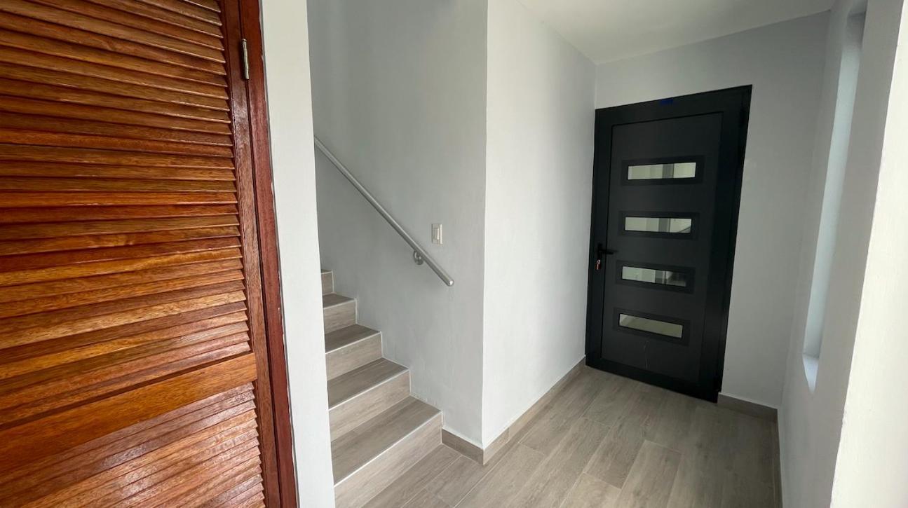 Whitehouse Boulevard, Close To Mambo Beach And City Centre Apartment Вилемстад Екстериор снимка