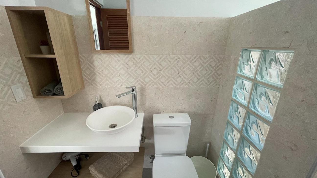 Whitehouse Boulevard, Close To Mambo Beach And City Centre Apartment Вилемстад Екстериор снимка